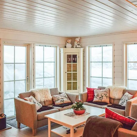 Vakantiehuis 5 Bedroom Cozy In *